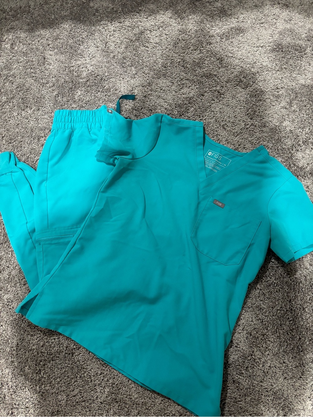 Figs oasis scrubs uman joggers tall